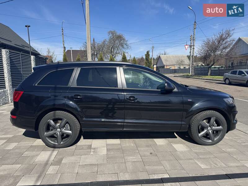 Внедорожник / Кроссовер Audi Q7 2013 в Черкассах