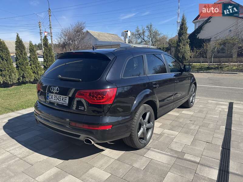 Внедорожник / Кроссовер Audi Q7 2013 в Черкассах