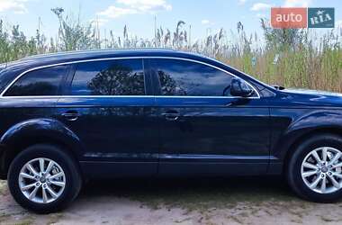 Внедорожник / Кроссовер Audi Q7 2006 в 