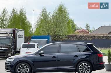 Внедорожник / Кроссовер Audi Q7 2016 в 