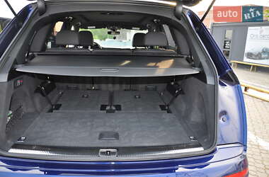 Внедорожник / Кроссовер Audi Q7 2020 в 