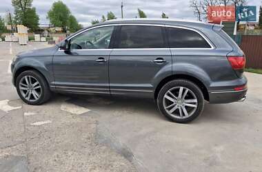 Позашляховик / Кросовер Audi Q7 2015 в 