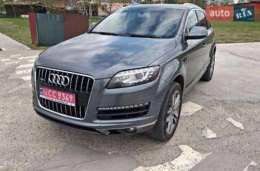 Позашляховик / Кросовер Audi Q7 2015 в 