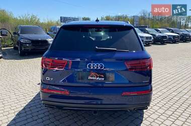 Внедорожник / Кроссовер Audi Q7 2019 в 