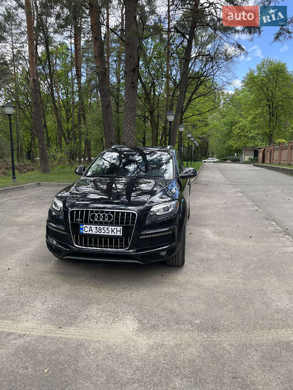 Позашляховик / Кросовер Audi Q7 2014 в Чернігові