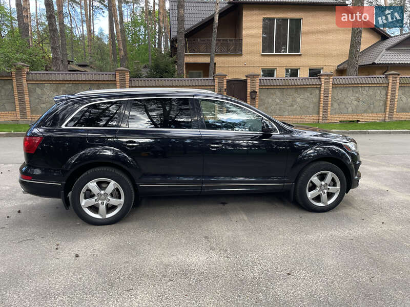 Внедорожник / Кроссовер Audi Q7 2014 в Смеле