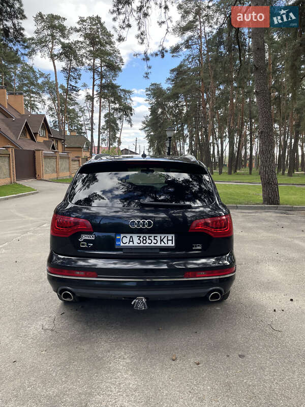 Внедорожник / Кроссовер Audi Q7 2014 в Смеле