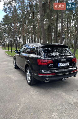 Внедорожник / Кроссовер Audi Q7 2014 в Смеле