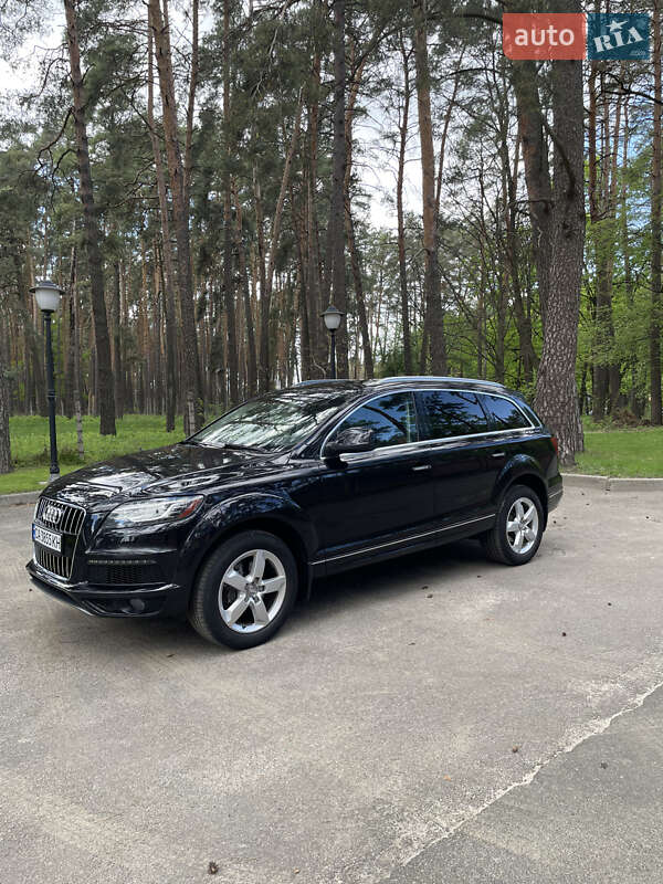 Внедорожник / Кроссовер Audi Q7 2014 в Смеле