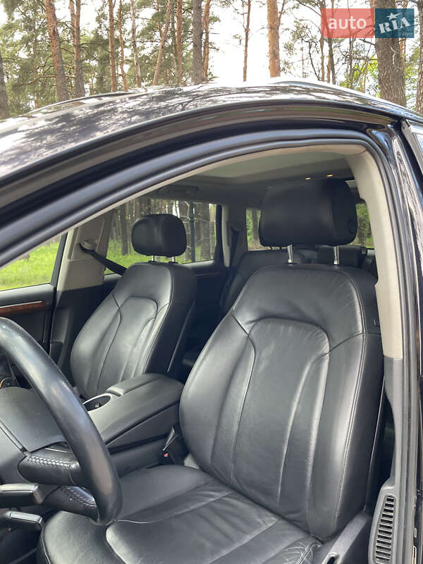 Внедорожник / Кроссовер Audi Q7 2014 в Смеле