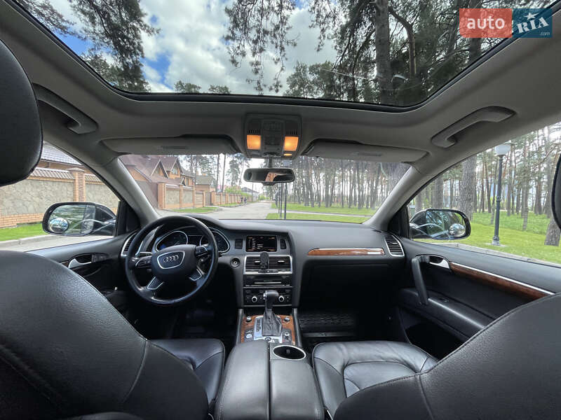 Внедорожник / Кроссовер Audi Q7 2014 в Смеле