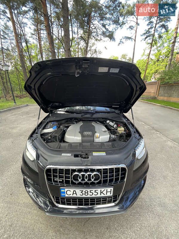 Внедорожник / Кроссовер Audi Q7 2014 в Смеле