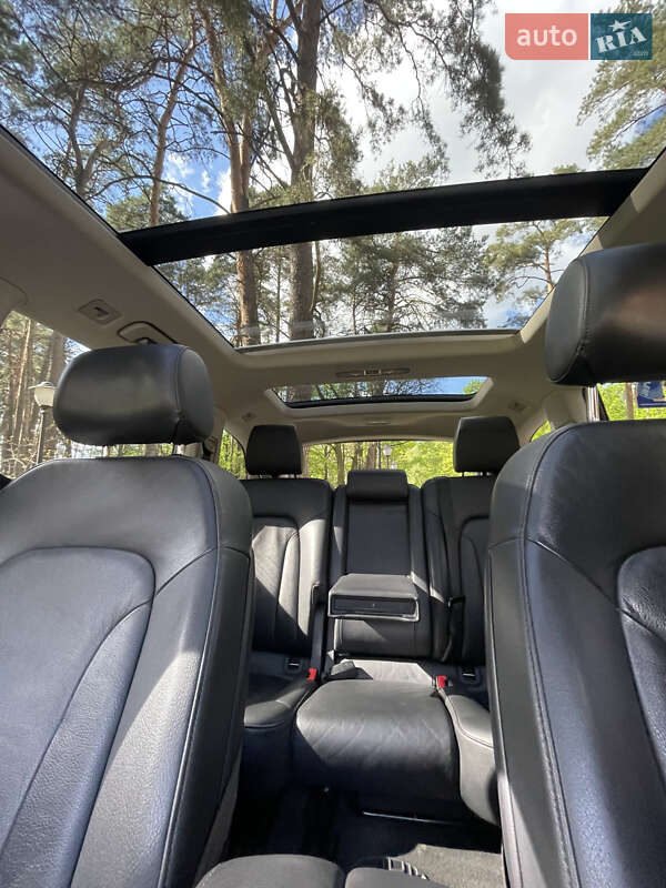 Внедорожник / Кроссовер Audi Q7 2014 в Смеле