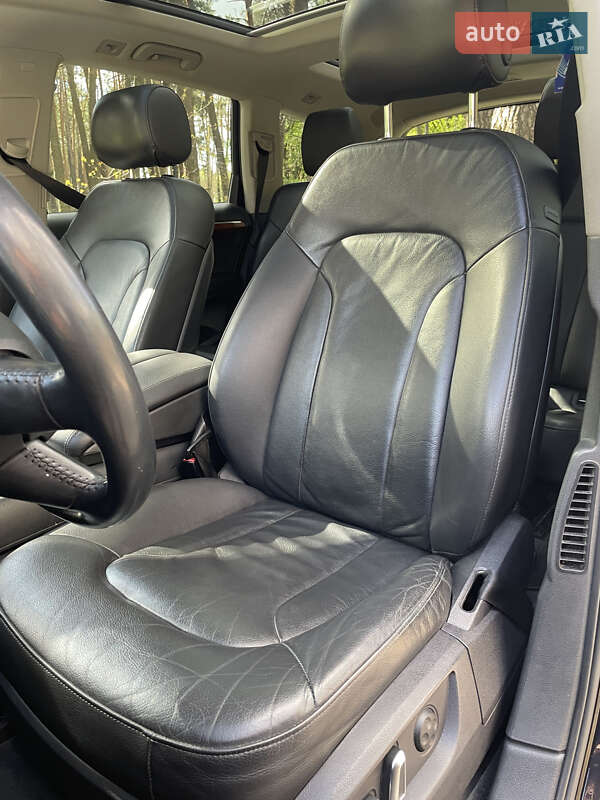 Внедорожник / Кроссовер Audi Q7 2014 в Смеле