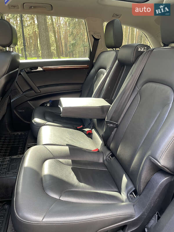 Внедорожник / Кроссовер Audi Q7 2014 в Смеле
