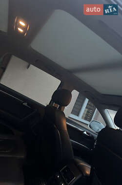 Внедорожник / Кроссовер Audi Q7 2010 в 