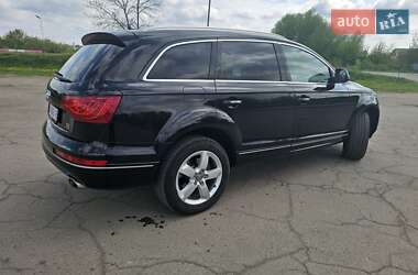 Позашляховик / Кросовер Audi Q7 2013 в 