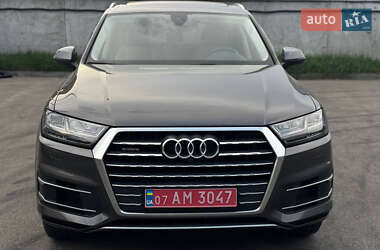 Внедорожник / Кроссовер Audi Q7 2019 в Киеве