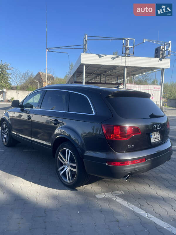 Внедорожник / Кроссовер Audi Q7 2007 в Виннице