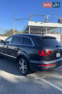 Внедорожник / Кроссовер Audi Q7 2007 в 