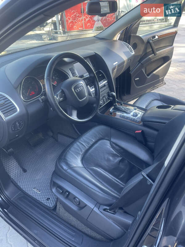 Внедорожник / Кроссовер Audi Q7 2007 в Виннице