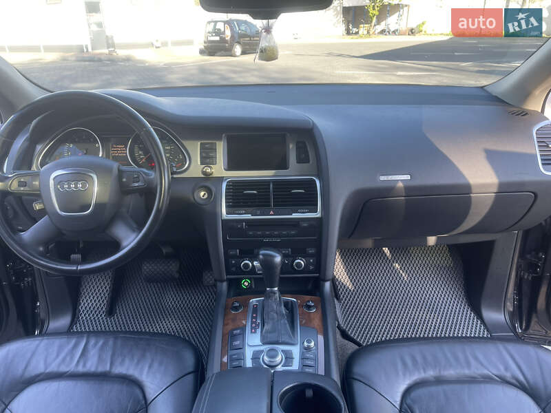 Внедорожник / Кроссовер Audi Q7 2007 в Виннице