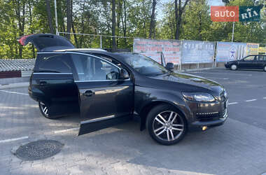 Внедорожник / Кроссовер Audi Q7 2007 в 
