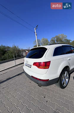 Внедорожник / Кроссовер Audi Q7 2008 в 
