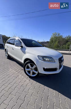 Внедорожник / Кроссовер Audi Q7 2008 в 