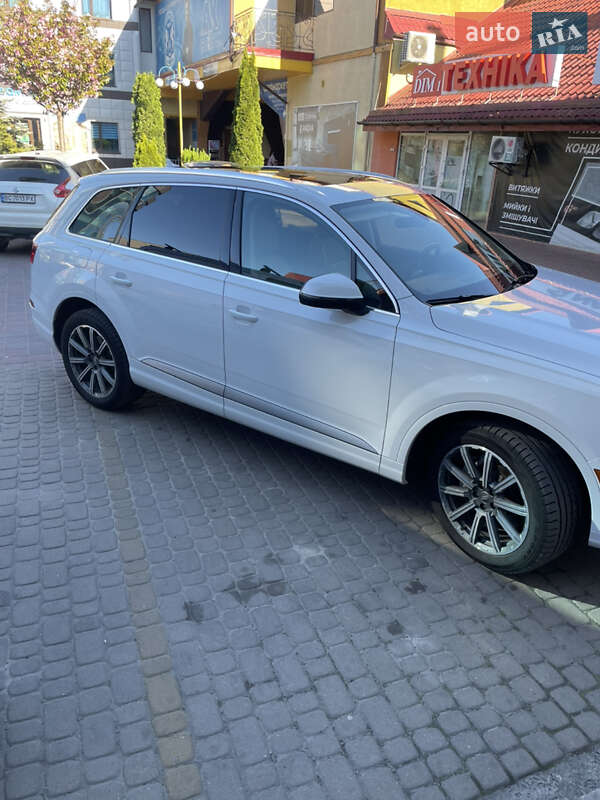 Позашляховик / Кросовер Audi Q7 2018 в Львові