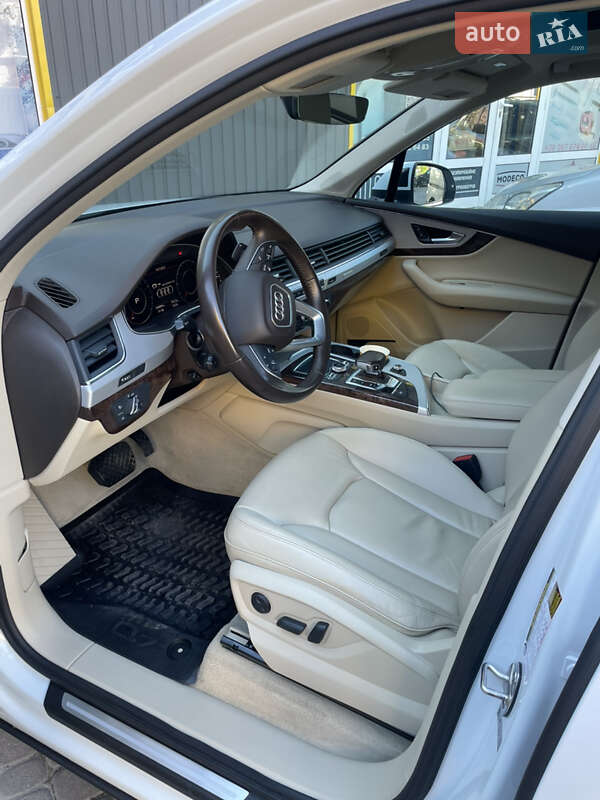 Внедорожник / Кроссовер Audi Q7 2018 в Львове
