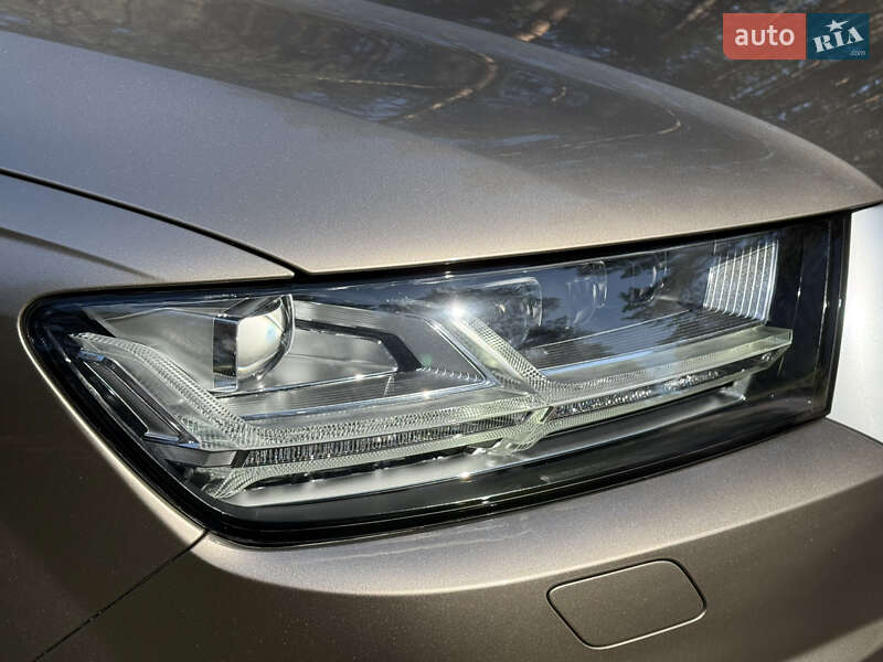 Внедорожник / Кроссовер Audi Q7 2019 в Киеве