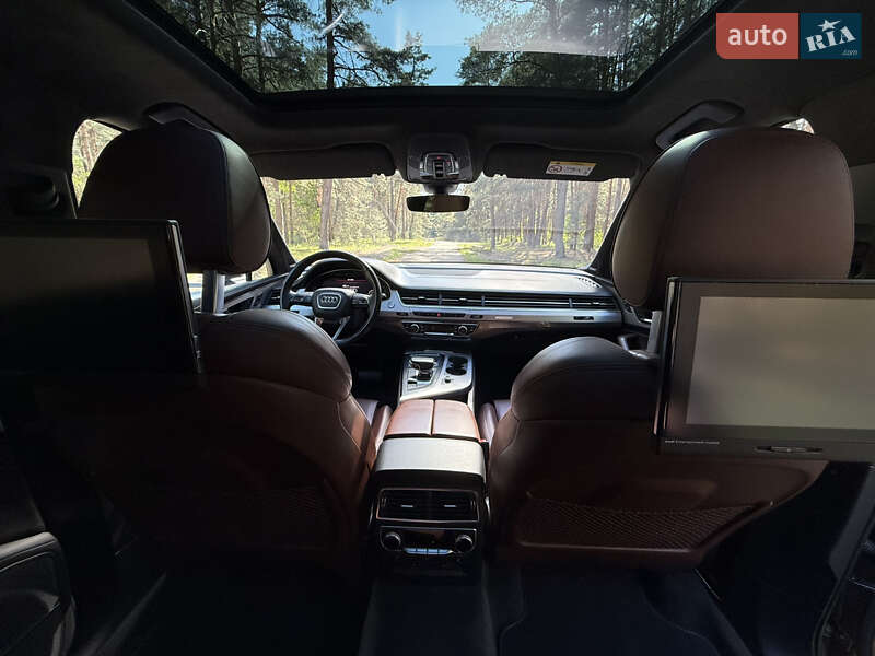 Внедорожник / Кроссовер Audi Q7 2019 в Киеве