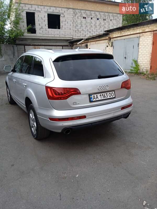 Внедорожник / Кроссовер Audi Q7 2011 в Киеве