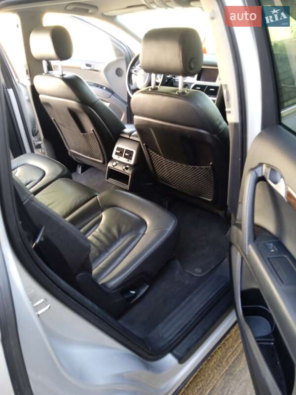 Внедорожник / Кроссовер Audi Q7 2011 в Киеве