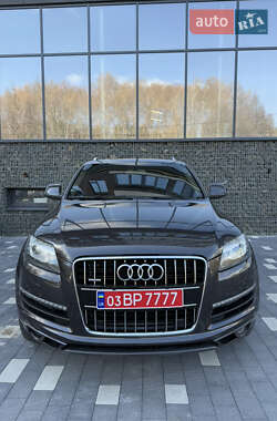 Внедорожник / Кроссовер Audi Q7 2010 в Дубно
