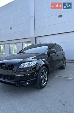 Внедорожник / Кроссовер Audi Q7 2013 в 