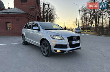 Позашляховик / Кросовер Audi Q7 2014 в 