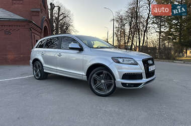 Позашляховик / Кросовер Audi Q7 2014 в 