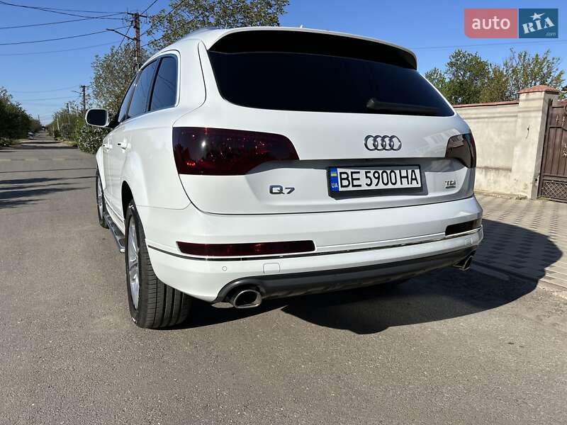 Внедорожник / Кроссовер Audi Q7 2013 в Николаеве