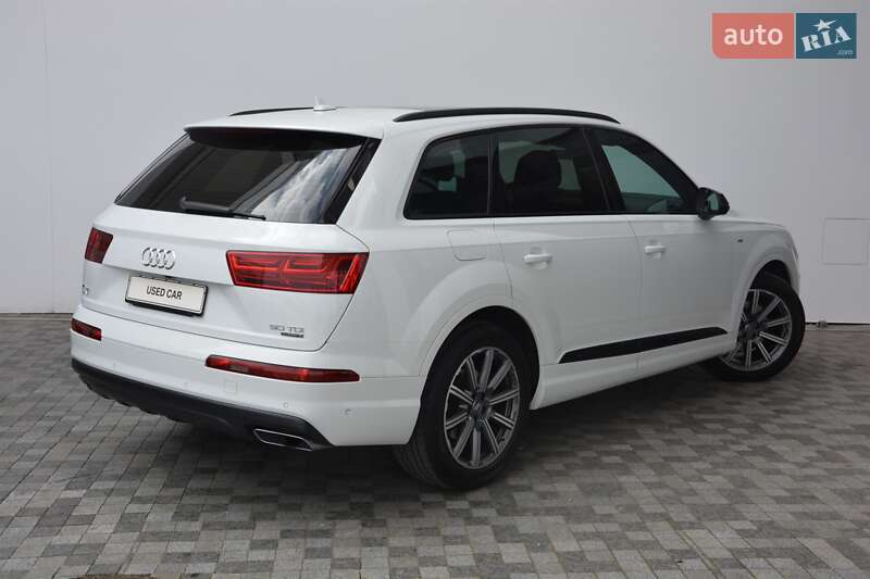 Внедорожник / Кроссовер Audi Q7 2018 в Киеве