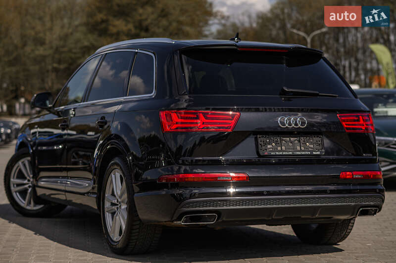 Внедорожник / Кроссовер Audi Q7 2015 в Львове