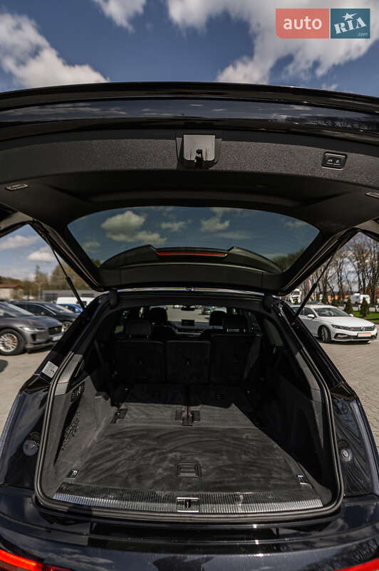 Внедорожник / Кроссовер Audi Q7 2015 в Львове