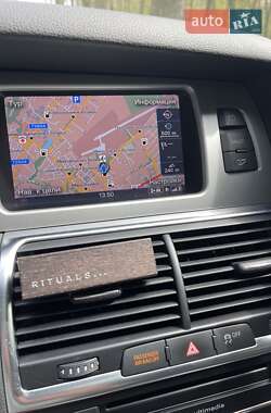 Внедорожник / Кроссовер Audi Q7 2013 в 