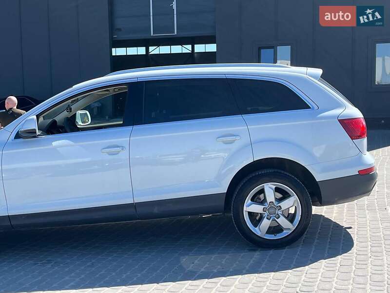 Внедорожник / Кроссовер Audi Q7 2012 в Львове