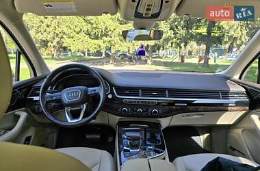 Внедорожник / Кроссовер Audi Q7 2018 в Ровно