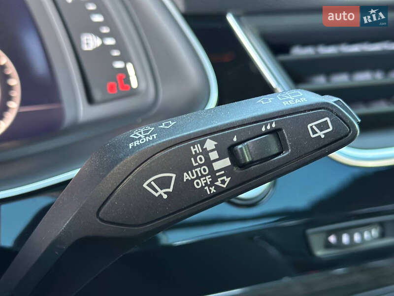 Внедорожник / Кроссовер Audi Q7 2016 в Днепре