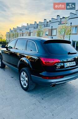 Внедорожник / Кроссовер Audi Q7 2013 в 
