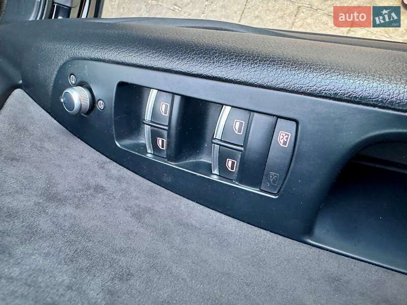 Позашляховик / Кросовер Audi Q7 2013 в Львові