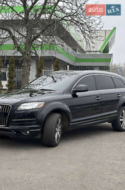 Внедорожник / Кроссовер Audi Q7 2014 в 